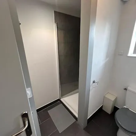 Aix Les Bains : Calme Centre Appartement