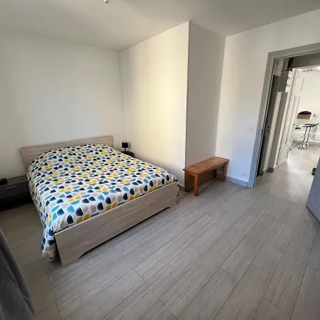 Aix Les Bains : Calme Centre Appartement Aix-les-Bains