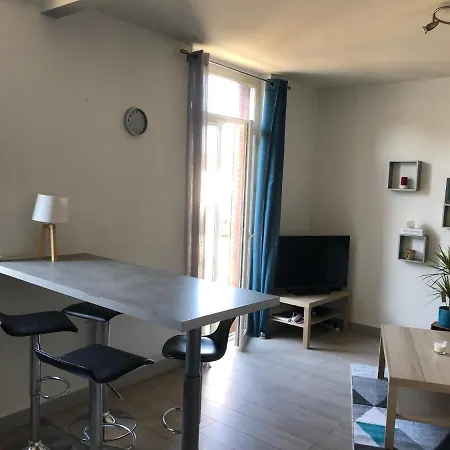 Aix Les Bains : Calme Centre Appartement