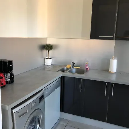 Aix Les Bains : Calme Centre Appartement *